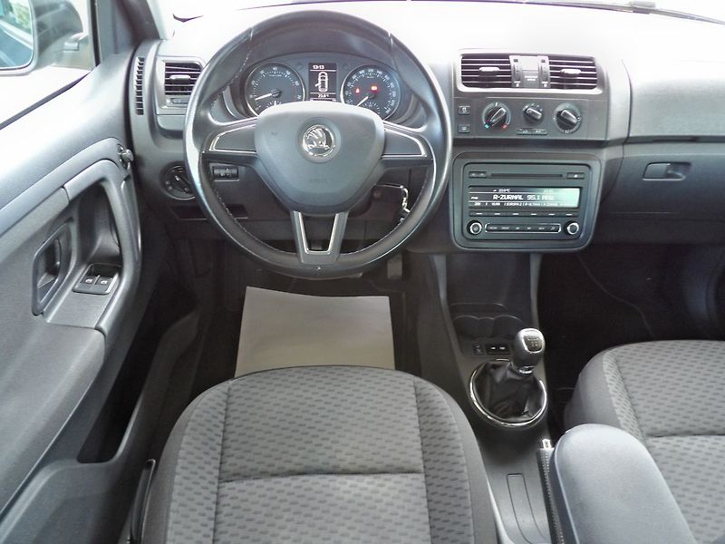 Škoda Fabia 1.2TSI 63kW Tempomat Alu PDC - fotka 7 z 26