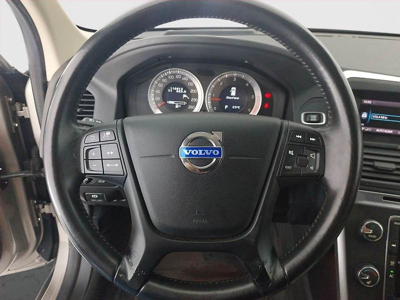 Volvo XC60 (2011) D5, 4X4, Automat, Kůže - fotka 17 z 19