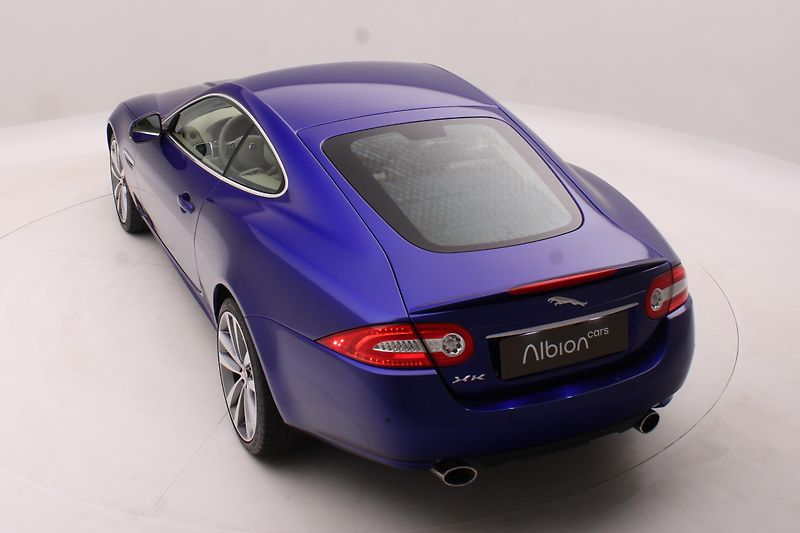 Jaguar XK 5.0 V8 283kW AUT - fotka 17 z 42