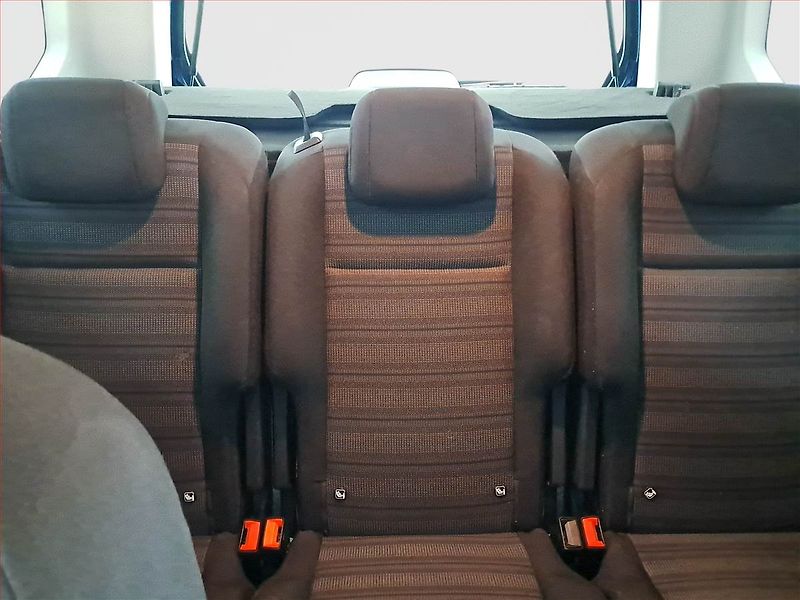 Opel Combo (2020) Life 1.2 Turbo, 5Míst, ČR - fotka 10 z 19