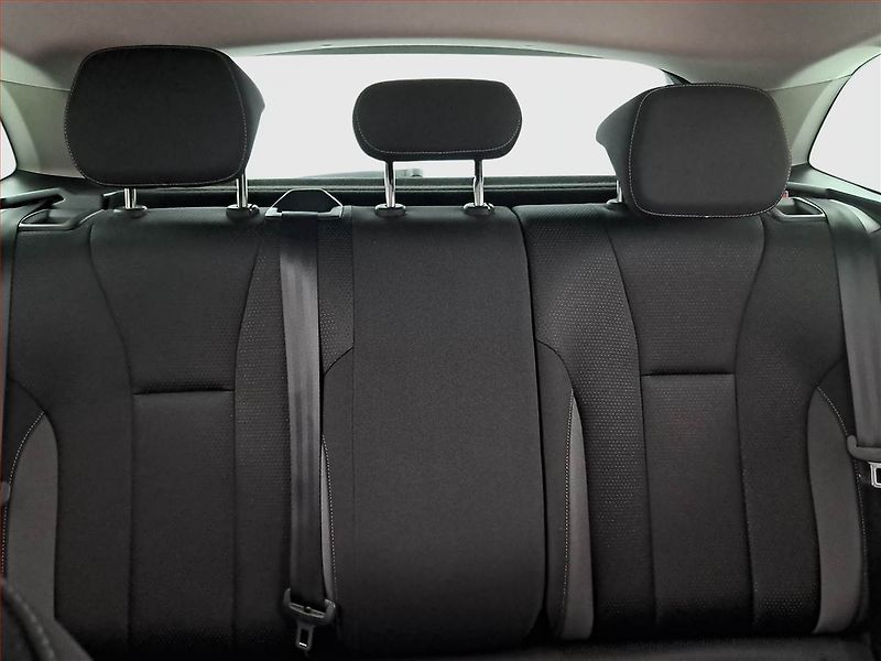 Škoda Scala (2023) Ambition 1.0 TSI, Serv.kniha - fotka 10 z 16