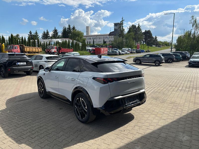 Peugeot 3008 (2026) GT Elektromotor 210 k / 73 kWh - fotka 5 z 22