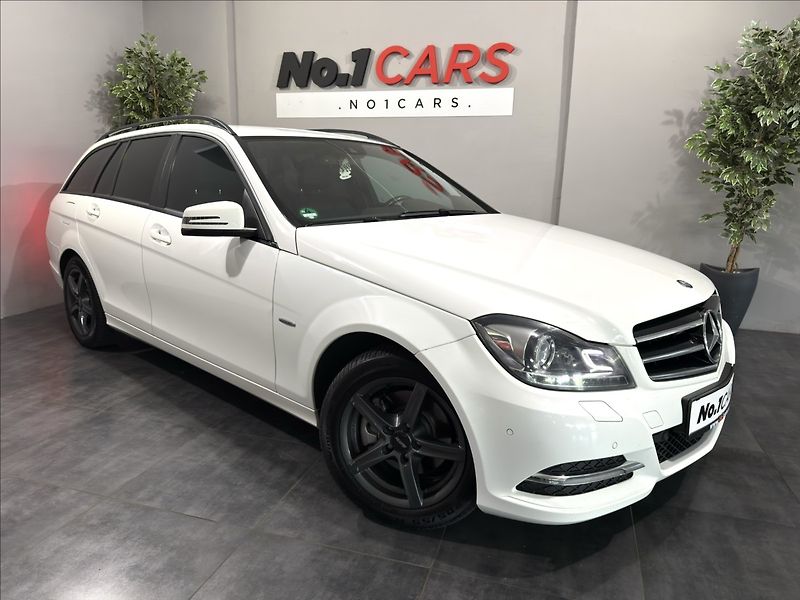 Mercedes-Benz Třídy C 2,2   250CDI 4MATIC AVANTGARDE - fotka 1 z 28