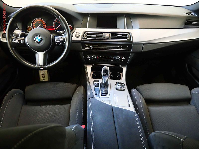 BMW Řada 5 (2016) 2.0d 525D xDrive, ČR, AT - fotka 8 z 22