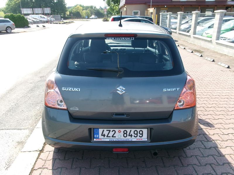 Suzuki Swift (2007) 1,3i KLIMA VÝHŘEV - fotka 5 z 22