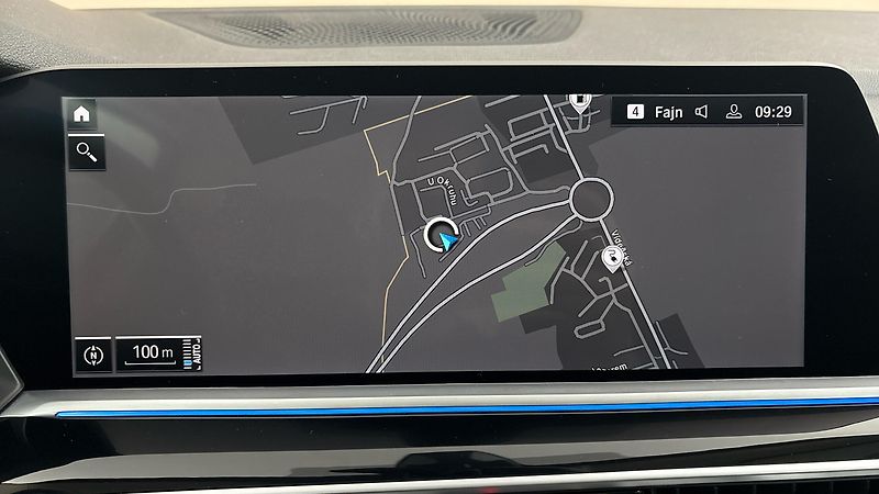 BMW X5 45e AUT xDrive - fotka 30 z 33