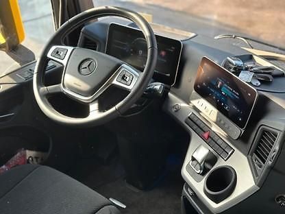 Mercedes-Benz (2026) 2551 6x2 shrnovačka EURO 6 - fotka 12 z 15