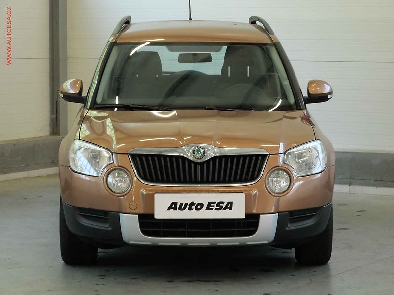 Škoda Yeti (2012) 1.2TSi, ČR, AC, tažné - fotka 2 z 19