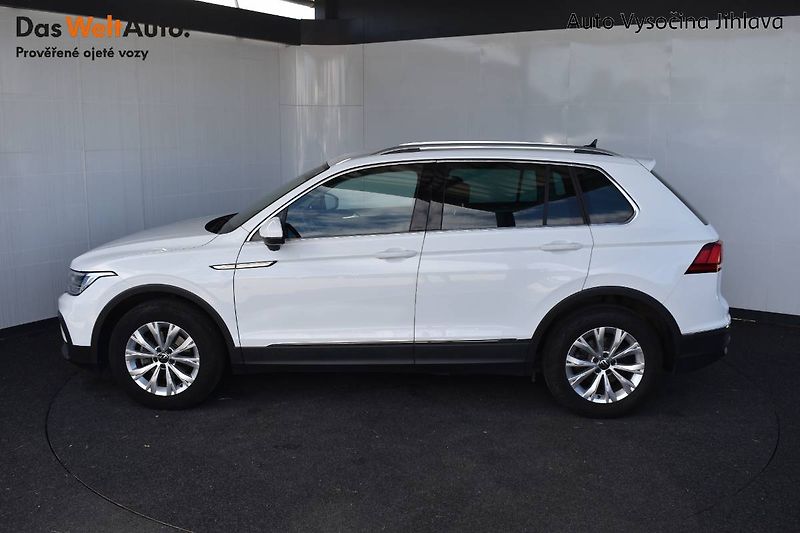 Volkswagen Tiguan (2024) 1.5TSI 110kW DSG, CZ, 1 Majite - fotka 3 z 23