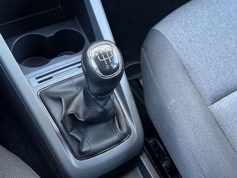 Škoda Fabia (2023) Combi 1.0 TSI Active - fotka 13 z 24