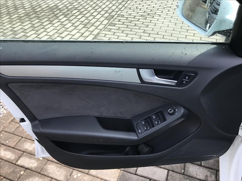 Audi A4 2,7 - fotka 8 z 15