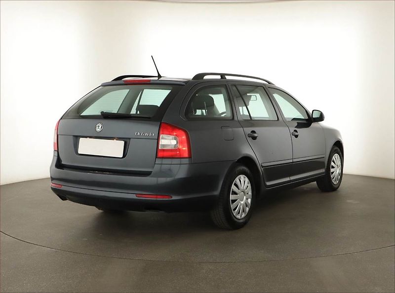 Škoda Octavia (2012) 1.6 TDI, Tažné, jezdí výborně - fotka 5 z 11