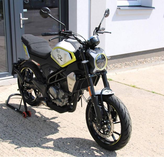 CFMOTO 300 CL-X (2026) 300CL-X - fotka 10 z 25