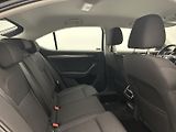 Škoda Superb 2.0 TDI 4x4 Style - náhled 18