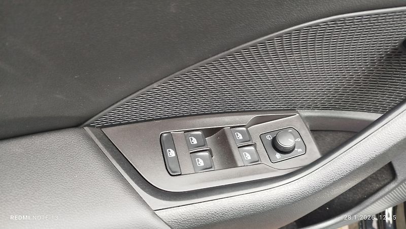 Škoda Octavia (2023) 2.0 TDi  4x4 - fotka 13 z 57
