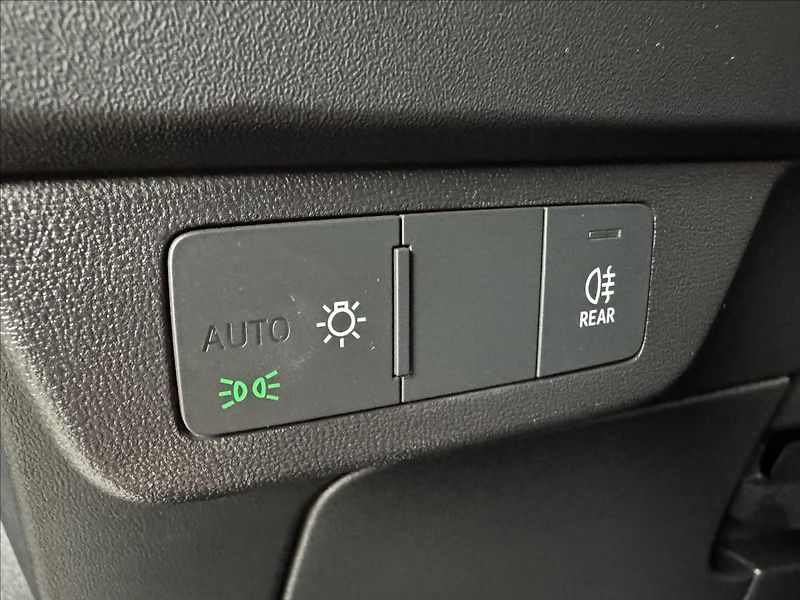 Audi Q4 e-tron 35 125kW LED Kessy PDC - fotka 24 z 45