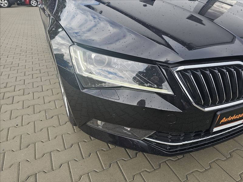 Škoda Superb III 2,0TDi 1KW DSG STYLE - fotka 48 z 51