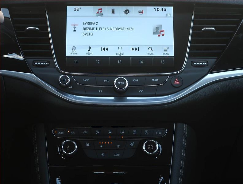 Opel Astra (2017) 1.4 T, Automat, ČR,1.maj - fotka 12 z 20