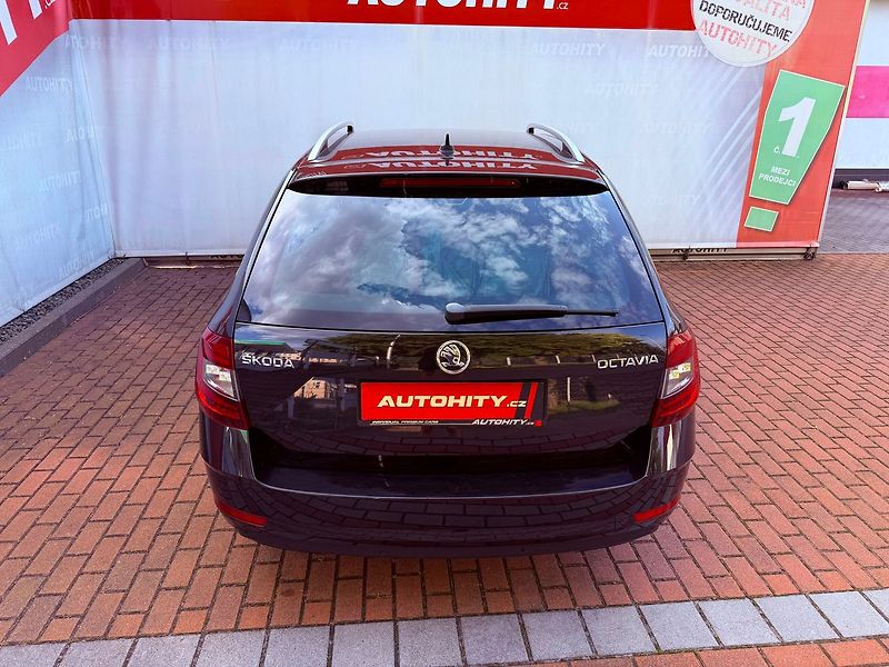 Škoda Octavia 1.4 TSi DSG Style, Serviska - fotka 8 z 32