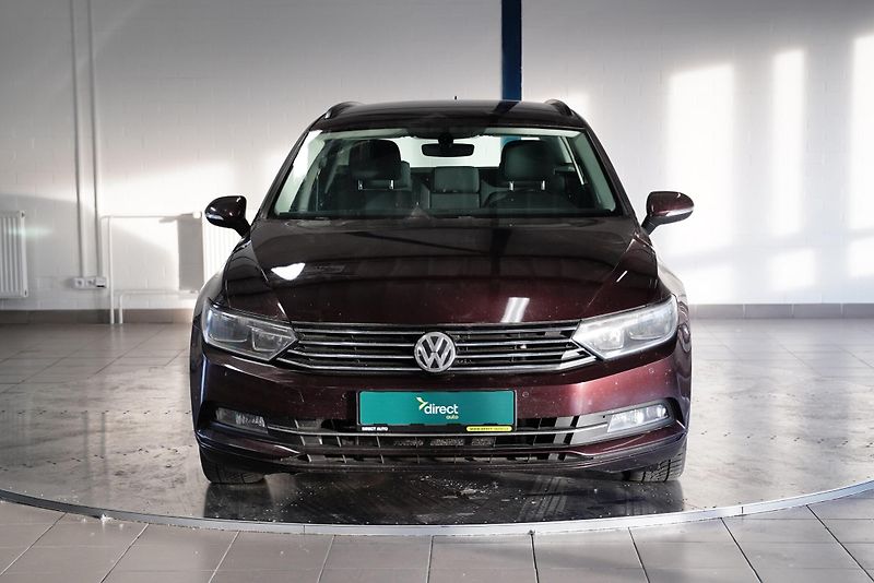 Volkswagen Passat - fotka 4 z 23