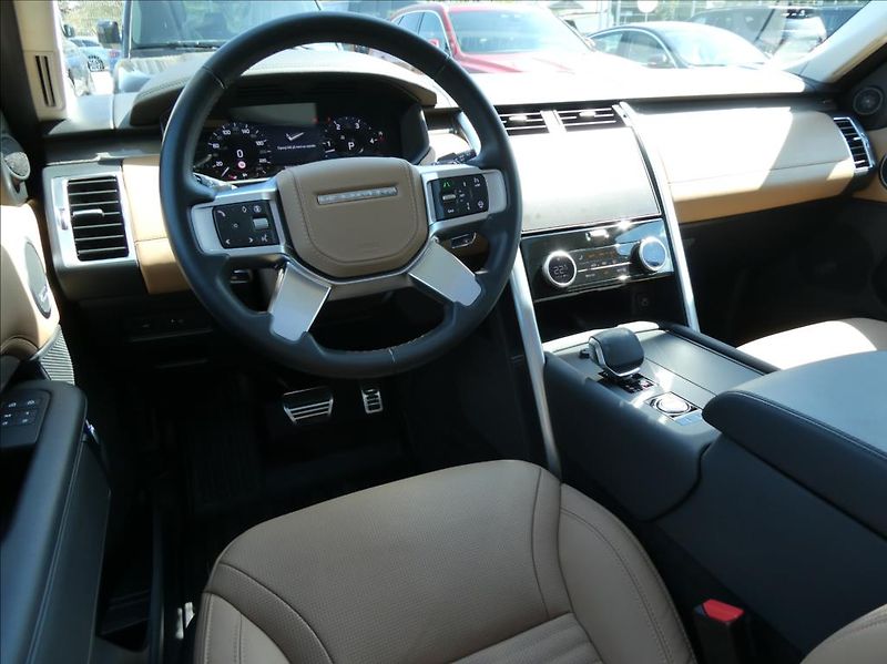 Land Rover Discovery 3,0 D350 35th Anniversary - fotka 11 z 46