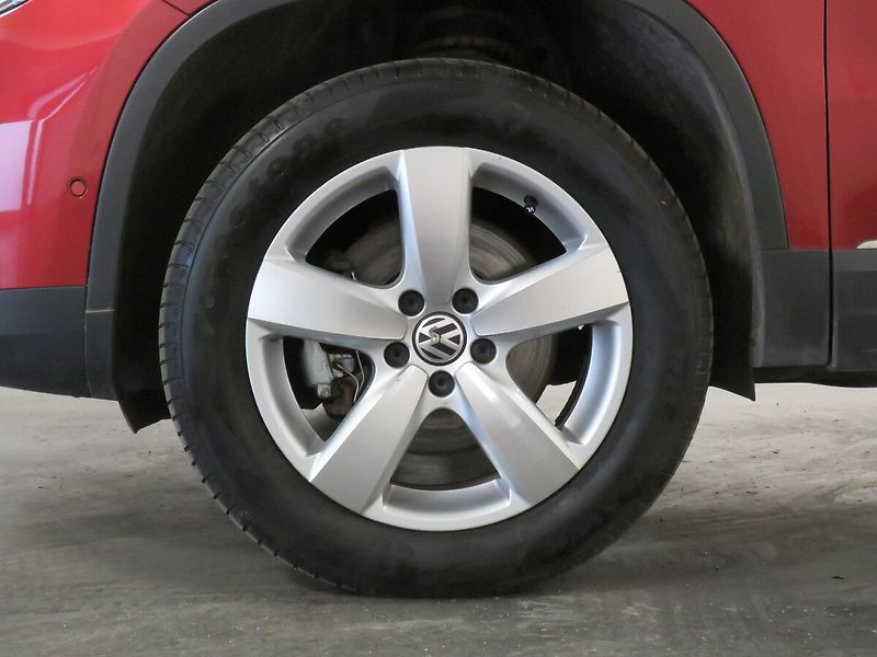 Volkswagen Tiguan - fotka 10 z 26