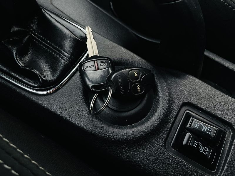 Mitsubishi Outlander 2.0i MANUÁL 1.MAJITEL SERVISKA - fotka 40 z 43