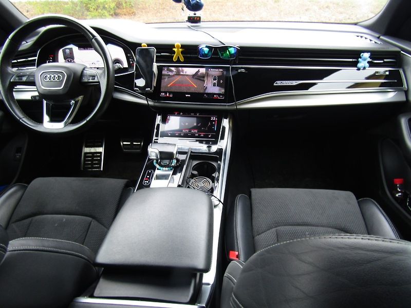 Audi Q8 (2021) 50 TDI 210kW  S-LINE - fotka 15 z 42