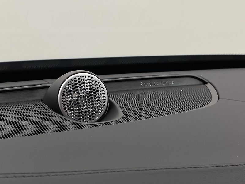 Volvo XC90 (2026) T8 AWD Plug-in BRIGHT ULTRA - fotka 35 z 75