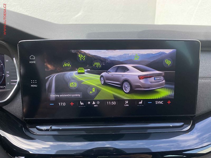 Škoda Octavia (2023) 2.0 TSi 4x4, ČR, SportLine - fotka 23 z 25