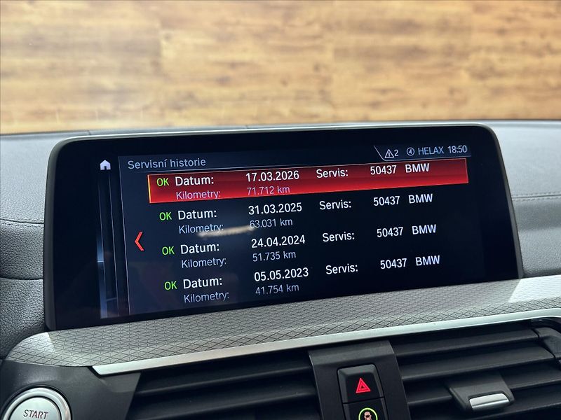 BMW X3 M40i LED HUD M-SPORT - fotka 19 z 30