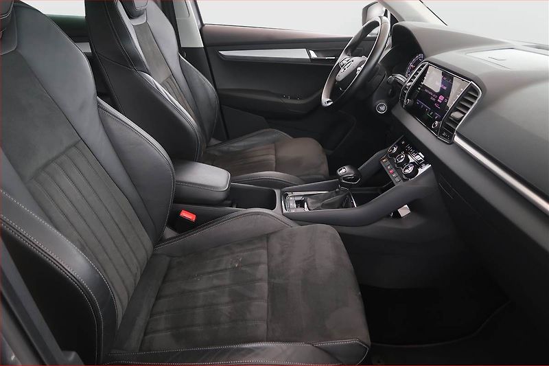 Škoda Karoq (2023) 2.0 TDI - fotka 9 z 17
