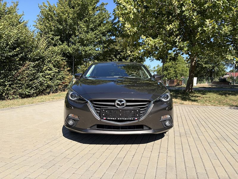 Mazda 3 2.0 Center-Line - fotka 11 z 20