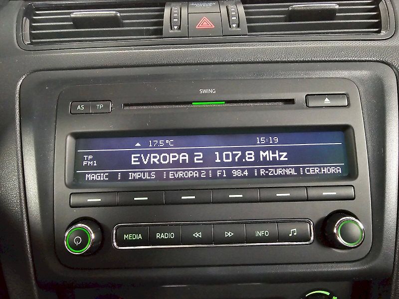 Škoda Rapid (2013) 1.2TSI 63kW AMBITION - fotka 12 z 21