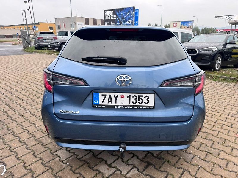 Toyota Corolla (2019) 1,2i 85KW TURBO SPOJKA 2. MAJ - fotka 4 z 50