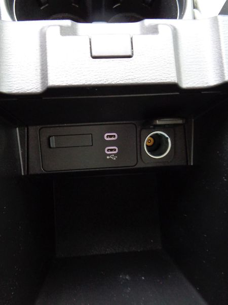 Mazda CX-5 (2024) 2,5i AT,4x4,E-line,Komf.Z.PNEU - fotka 24 z 33