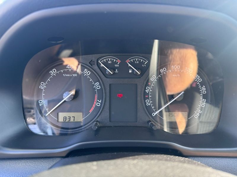 Škoda Octavia (2006) 1,6 MPI 75 KW KILOMETRY - fotka 22 z 45