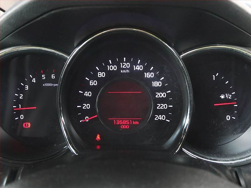 Kia Ceed (2012) 1.6 CRDi, Tempomat - fotka 10 z 14