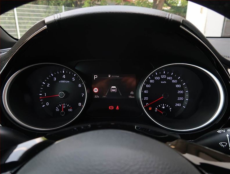 Kia XCeed (2026) 1.6 T-GDI, Ad. tempomat - fotka 11 z 20