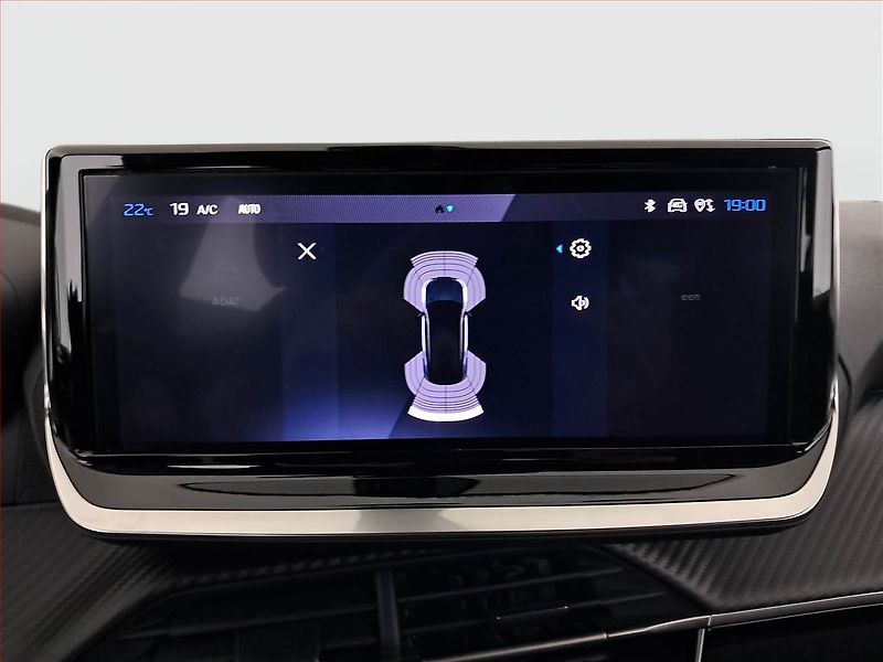 Peugeot 2008 (2025) Allure 1.2 PureTech - fotka 21 z 21