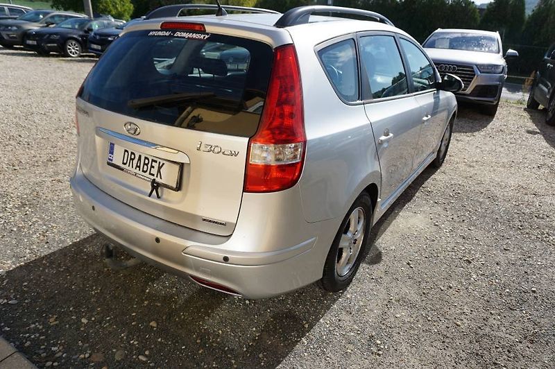 Hyundai i30 (2012) 1,6C W  CRDI NOVÉ V ČR - fotka 4 z 34