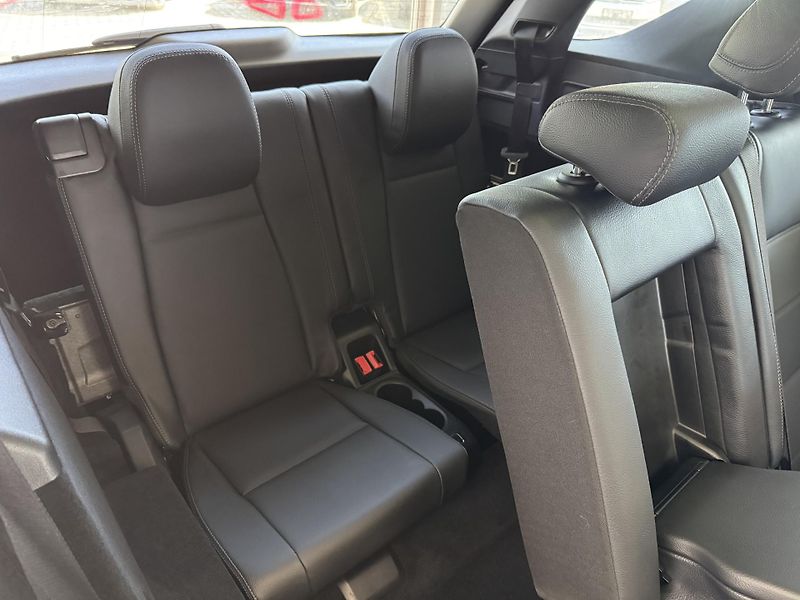 Mercedes-Benz GLE (2023) 580 4MATIC AMG PANORAMA VZDUCH - fotka 28 z 46