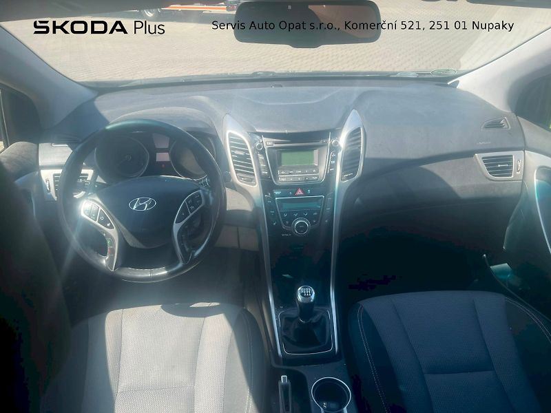 Hyundai i30 (2017) 1.6 GDI 99kW Weekend kombi - fotka 5 z 25