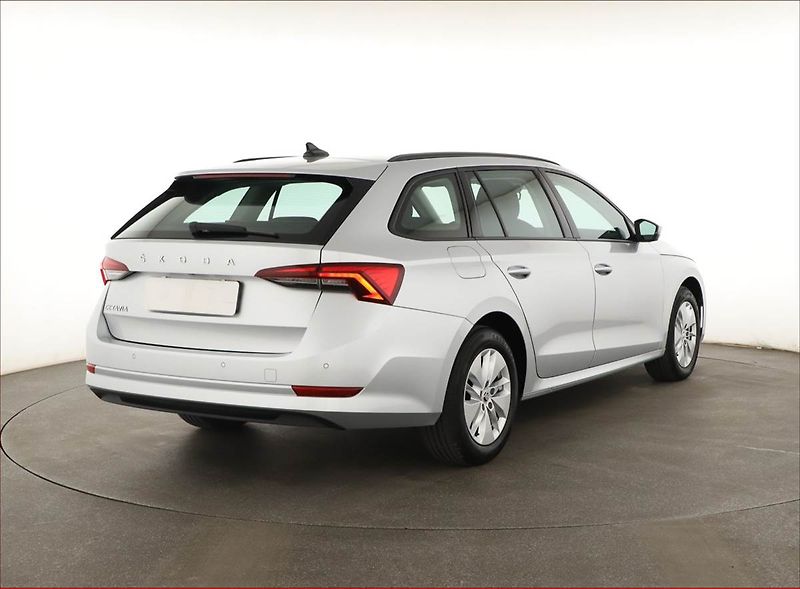 Škoda Octavia (2023) Ambition 2.0 TDI, ČR,1.maj - fotka 5 z 16