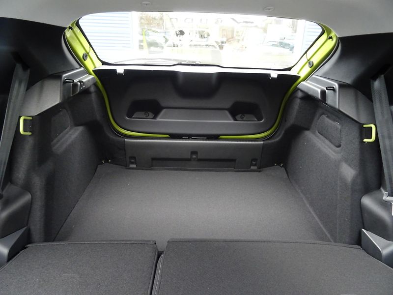 Peugeot 208 (2026) STYLE Hybrid 110 e-DCS6 - fotka 15 z 37