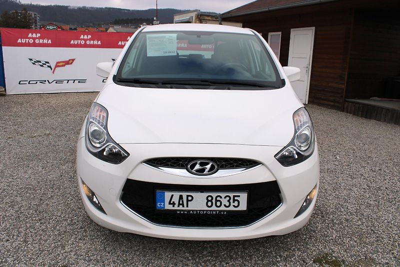Hyundai ix20 (2015) 1,6 CRDI KLIMA KOUPENO CZ ALU - fotka 2 z 17