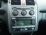 Volkswagen Touran (2007) Comfortline 1.9 TDI, po STK - náhled 12