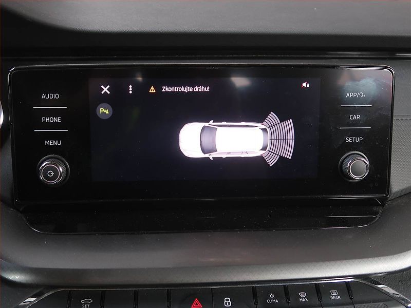 Škoda Octavia (2021) Ambition 1.0 TSI, ČR,1.maj - fotka 13 z 16