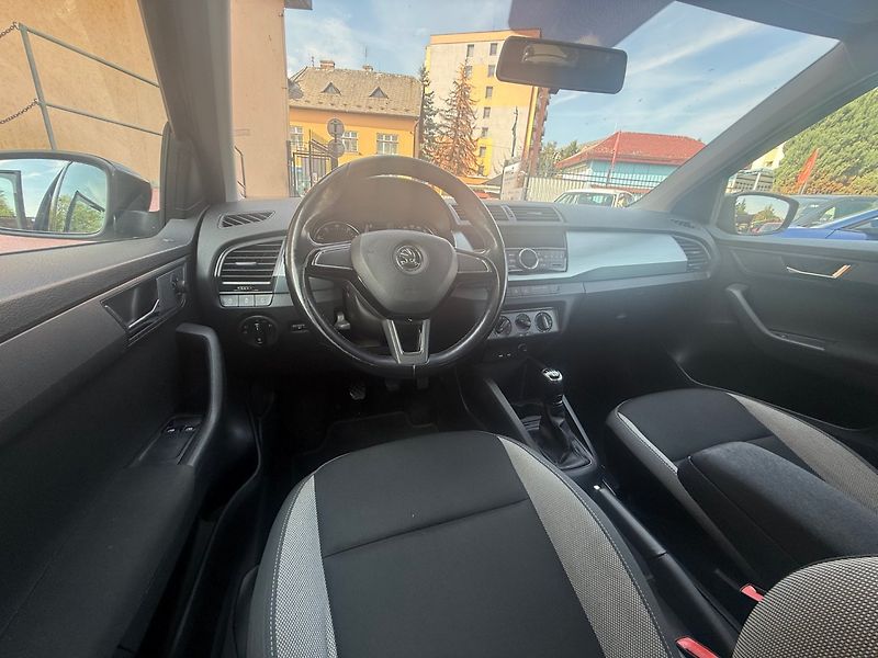 Škoda Fabia (2017) 1.2 TSI 66 Kw -Rozvody řemenem - fotka 8 z 11