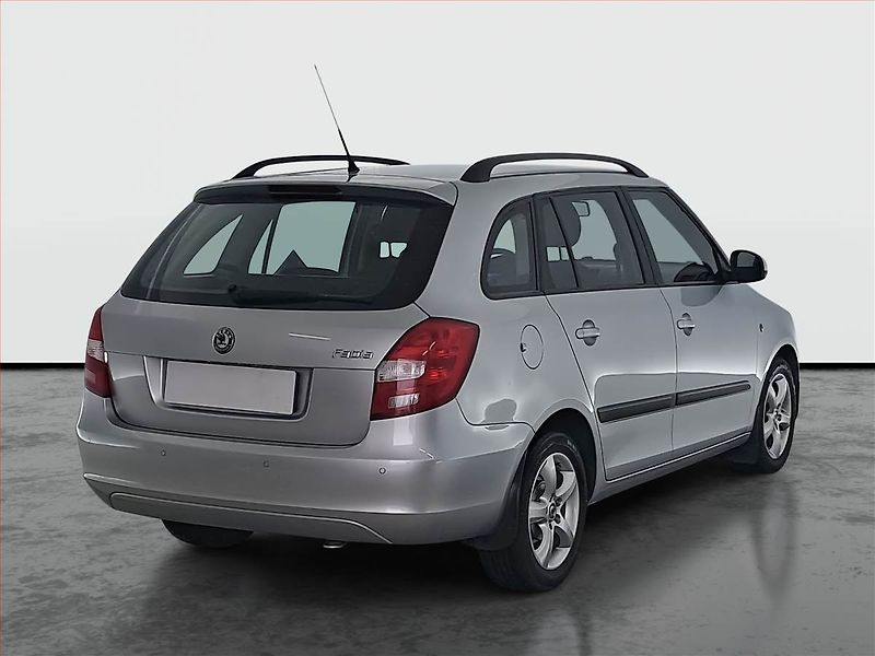 Škoda Fabia (2010) Elegance 1.2 TSI, Serv.kniha - fotka 5 z 14